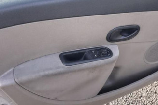 Retroviseur gauche RENAULT CLIO 3