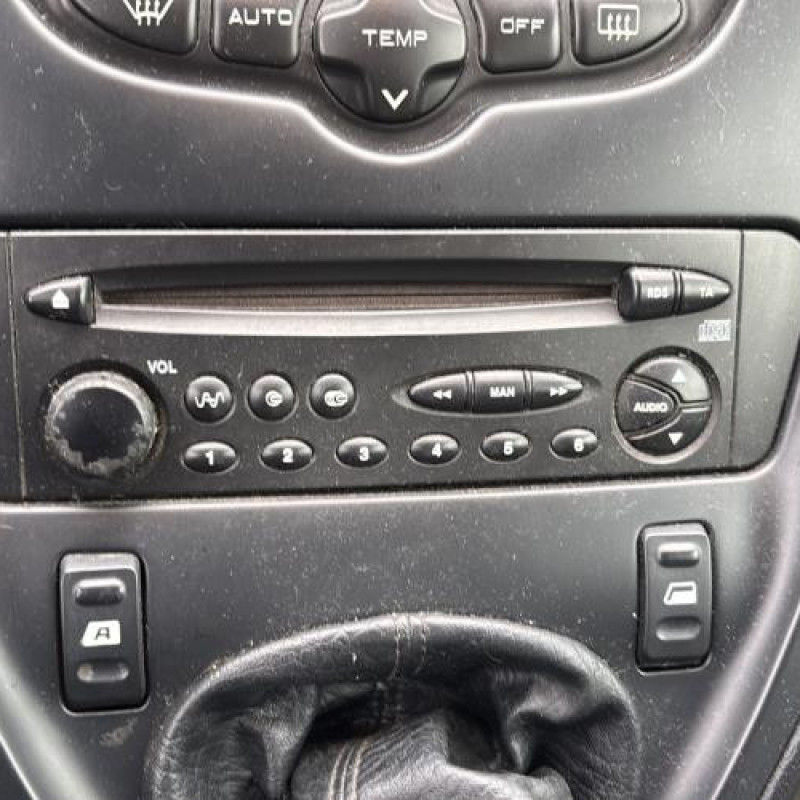 Moteur CITROEN XSARA PICASSO Photo n°17