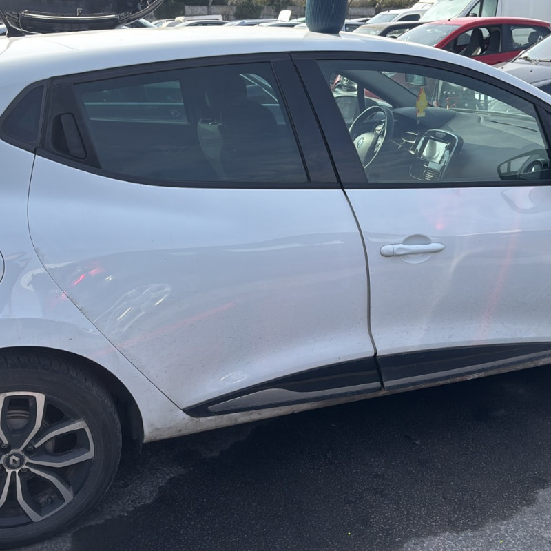 RENAULT CLIO 4 PHASE 2 0.9i - 12V TURBO TCE 90 Photo n°6