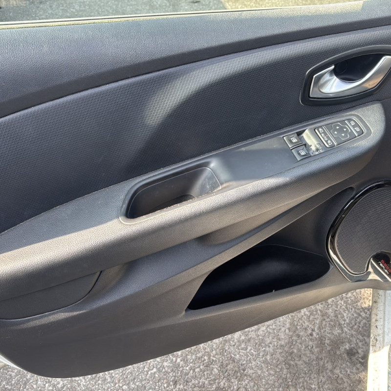 RENAULT CLIO 4 PHASE 2 0.9i - 12V TURBO TCE 90 Photo n°9