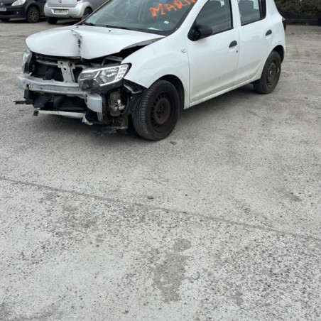 DACIA SANDERO 2 PHASE 1 0.9i - 12V TURBO TCE 90 Photo n°1