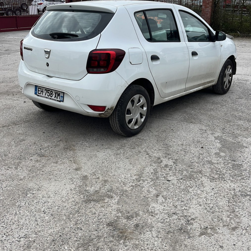 DACIA SANDERO 2 PHASE 1 0.9i - 12V TURBO TCE 90 Photo n°3