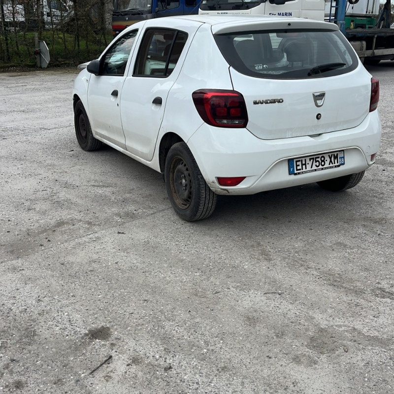 DACIA SANDERO 2 PHASE 1 0.9i - 12V TURBO TCE 90 Photo n°4