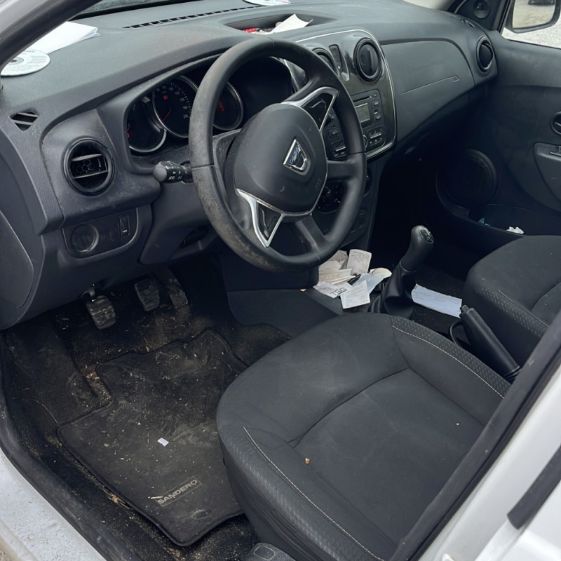 DACIA SANDERO 2 PHASE 1 0.9i - 12V TURBO TCE 90 Photo n°6