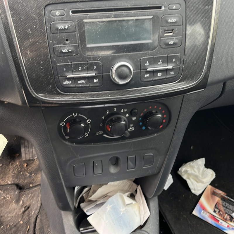 DACIA SANDERO 2 PHASE 1 0.9i - 12V TURBO TCE 90 Photo n°9