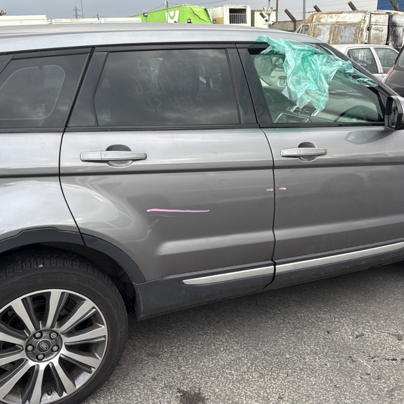 LAND ROVER RANGE ROVER 1 EVOQUE PHASE 1 2.2 TD4 - 16V TURBO 4X4 Photo n°17