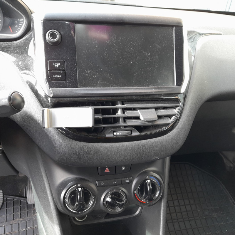 PEUGEOT 208 1 PHASE 1 1.4 HDI - 8V TURBO Photo n°9