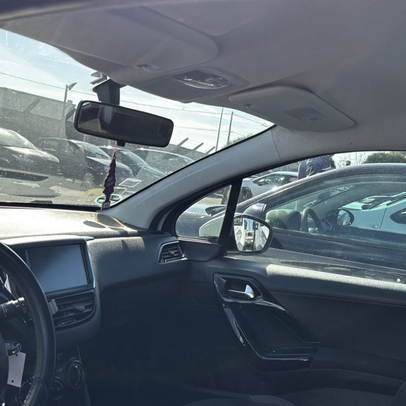 PEUGEOT 208 1 PHASE 1 1.4 HDI - 8V TURBO Photo n°23