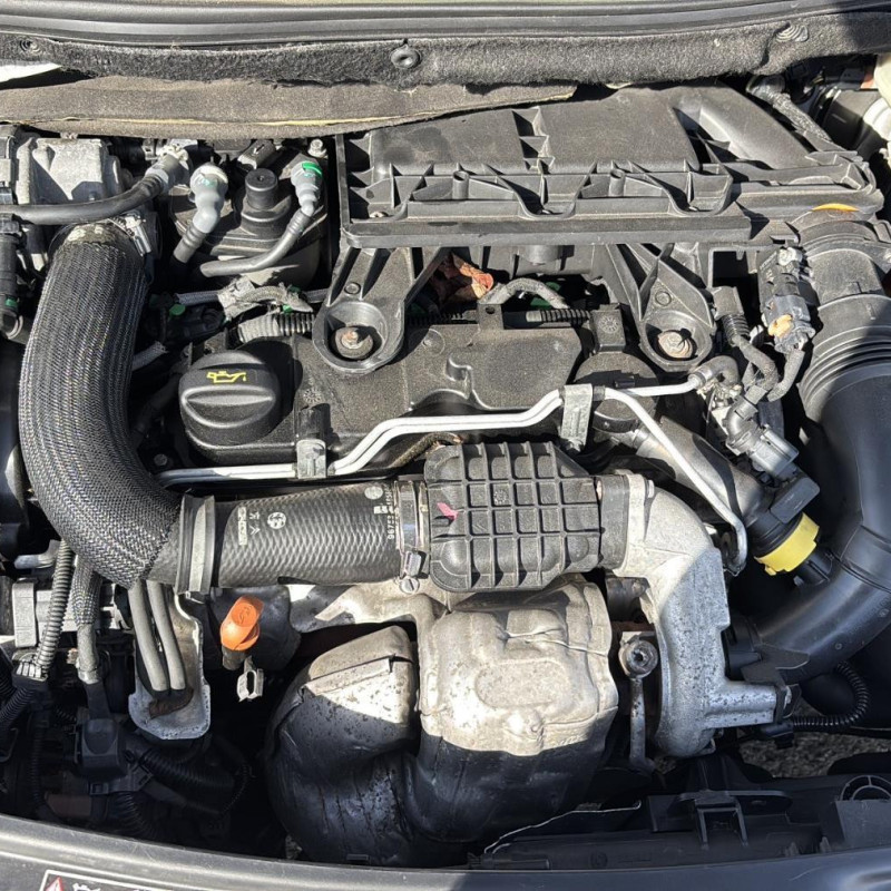 PEUGEOT 208 1 PHASE 1 1.4 HDI - 8V TURBO Photo n°35