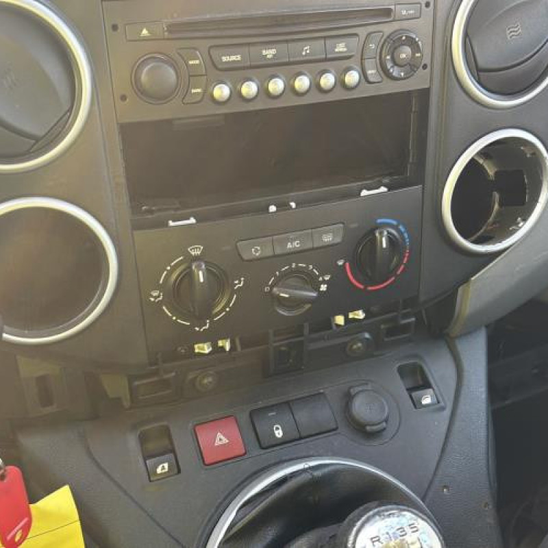 Autoradio d'origine PEUGEOT PARTNER 2 Photo n°14