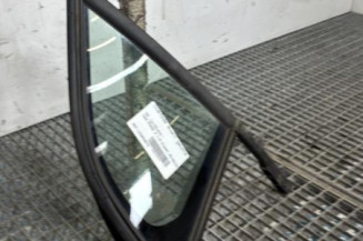 Custode avant gauche (porte) DS DS3