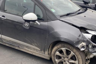 Vitre avant droit DS DS3