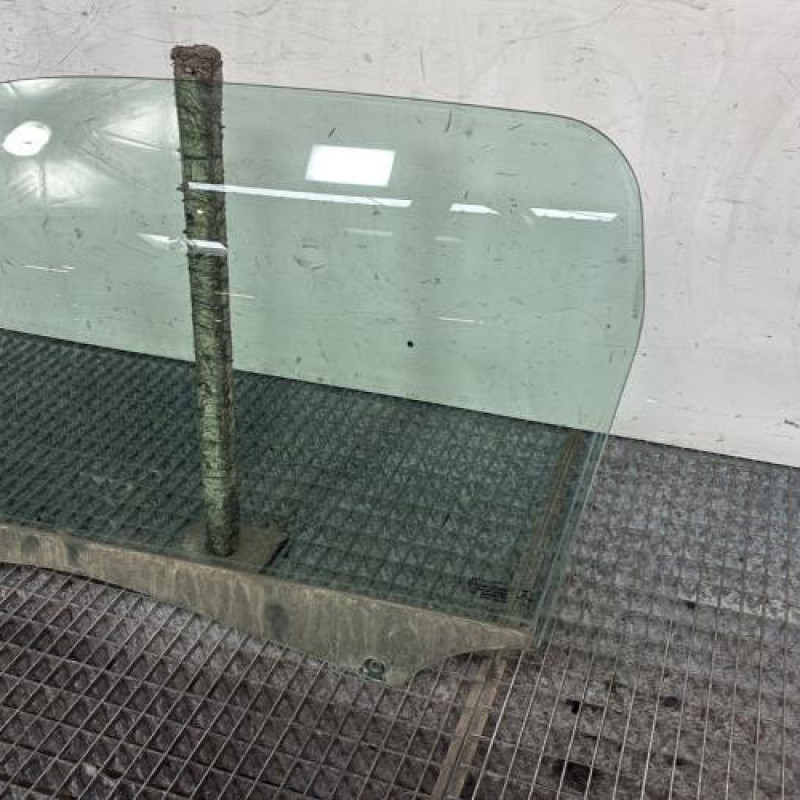 Vitre avant gauche DS DS3 Photo n°3