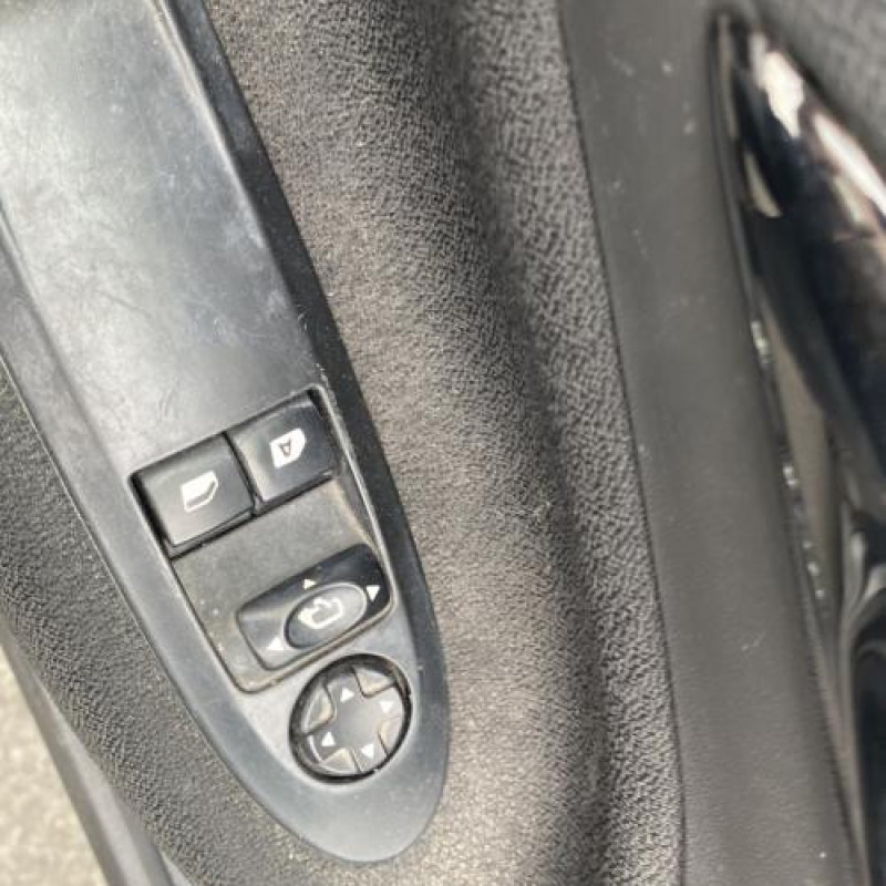 Air bag rideau gauche DS DS3 Photo n°16