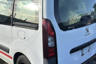 Anti brouillard gauche (feux) PEUGEOT PARTNER 2