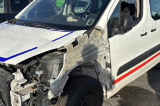 Poignee porte avant droit PEUGEOT PARTNER 2 Photo n°1
