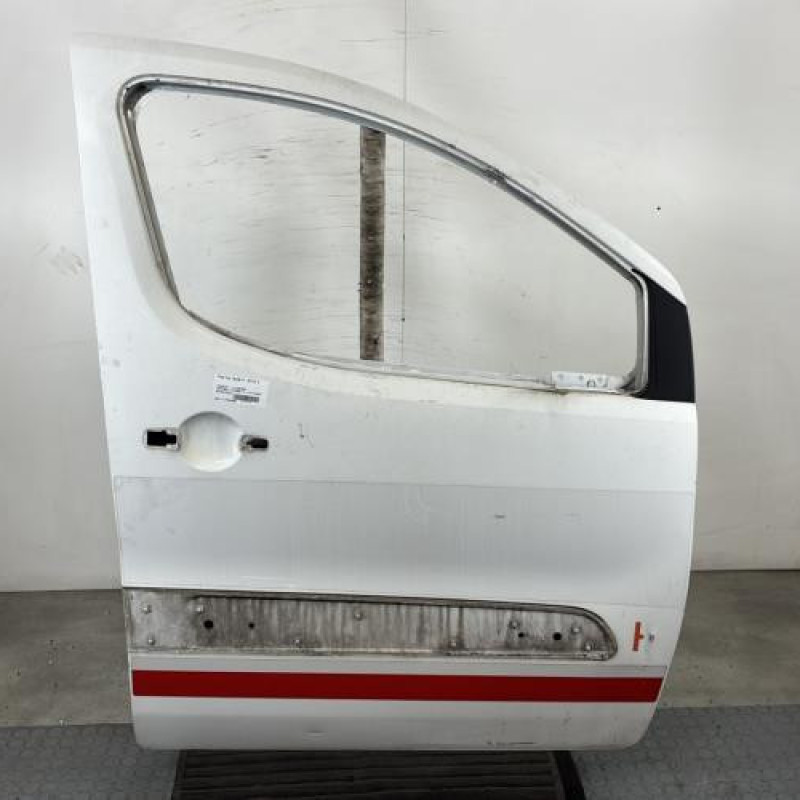 Porte avant droit PEUGEOT PARTNER 2 Photo n°1