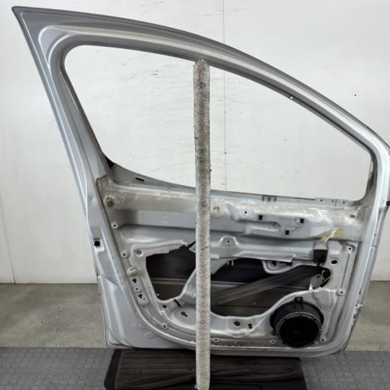Porte avant gauche PEUGEOT PARTNER 2 Photo n°4