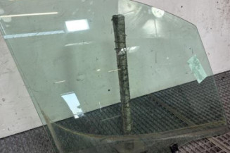 Vitre avant droit PEUGEOT PARTNER 2