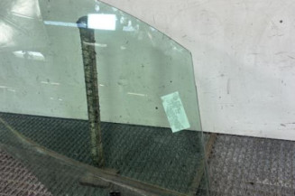 Vitre avant droit PEUGEOT PARTNER 2