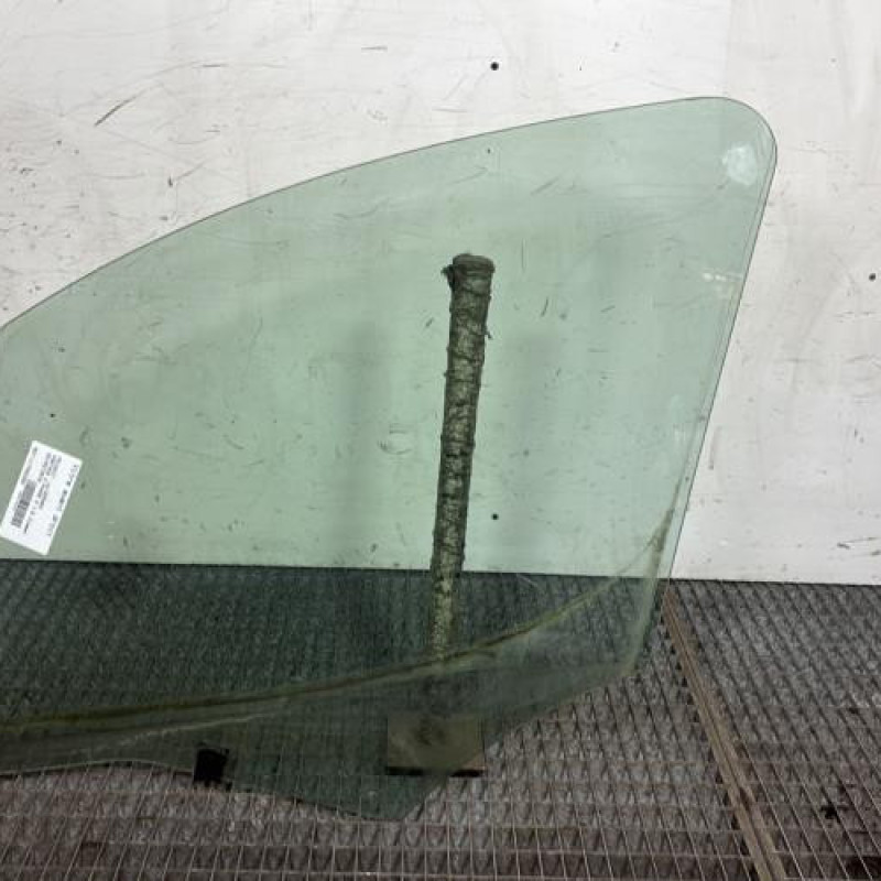 Vitre avant droit PEUGEOT PARTNER 2 Photo n°4