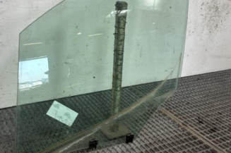 Vitre avant gauche PEUGEOT PARTNER 2