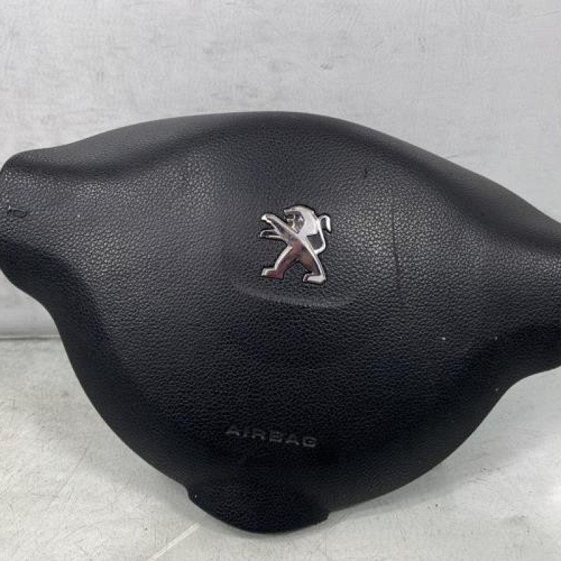 Air bag conducteur PEUGEOT PARTNER 2 Photo n°1