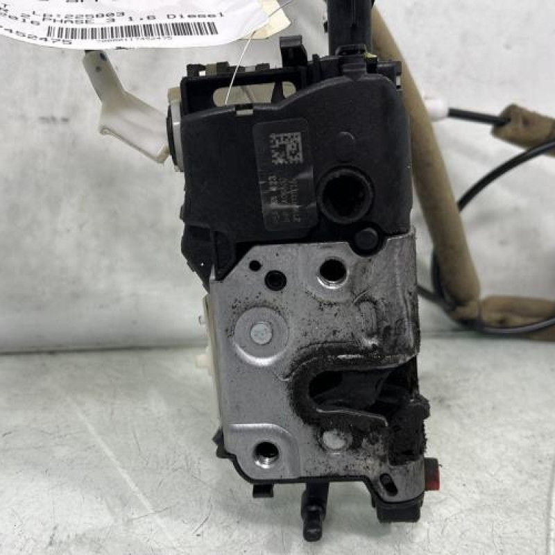 Serrure arriere droit PEUGEOT PARTNER 2 Photo n°1