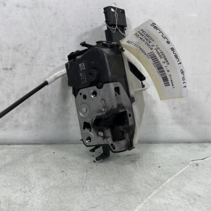 Serrure avant droit PEUGEOT PARTNER 2 Photo n°1