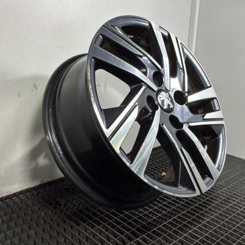 Jante PEUGEOT 208 2 Photo n°4