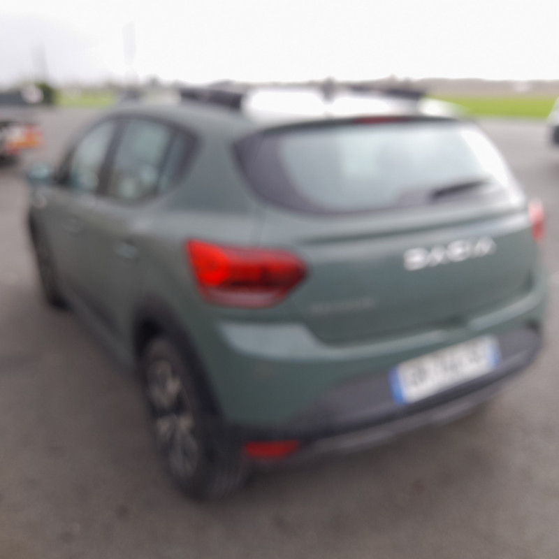 DACIA SANDERO 3 STEPWAY 1.0i - 12V TURBO TCE 115 Photo n°4