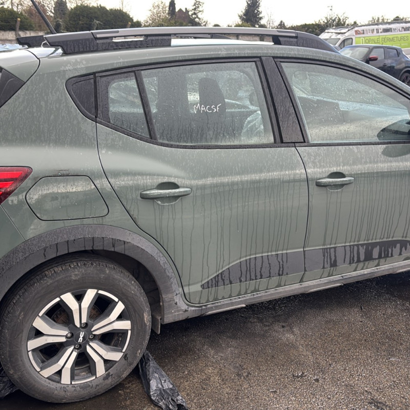 DACIA SANDERO 3 STEPWAY 1.0i - 12V TURBO TCE 115 Photo n°17