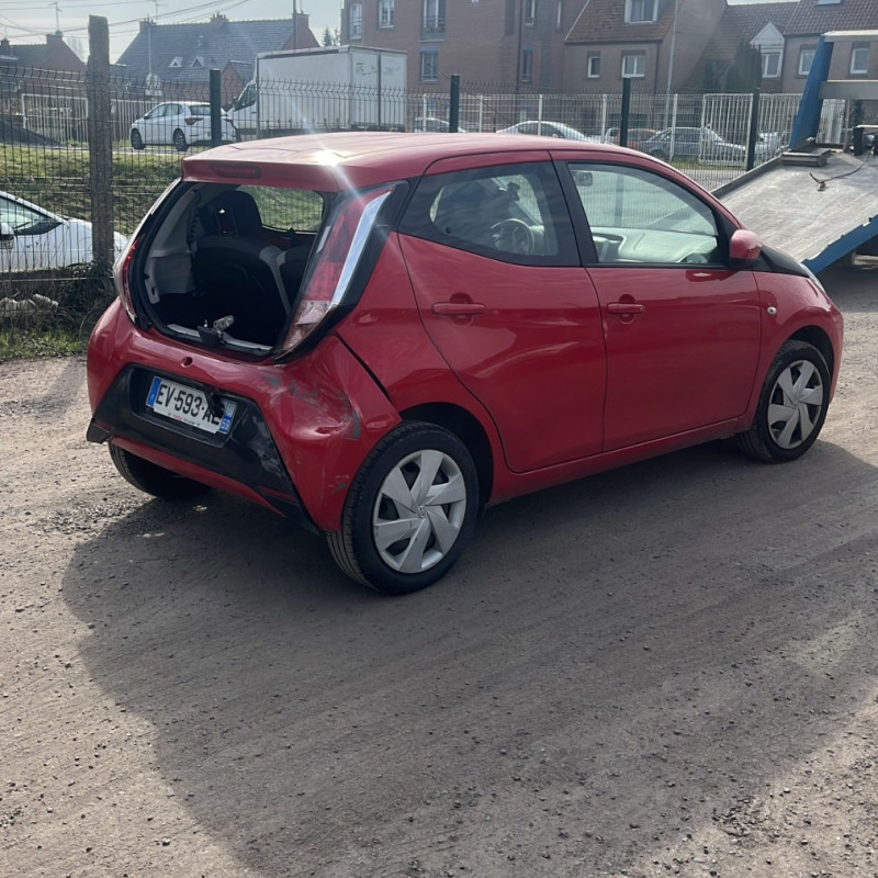 TOYOTA AYGO 2 PHASE 1 1.0i - 12V Photo n°3