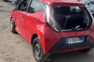 TOYOTA AYGO 2 PHASE 1 1.0i - 12V