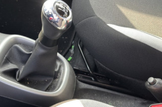 TOYOTA AYGO 2 PHASE 1 1.0i - 12V