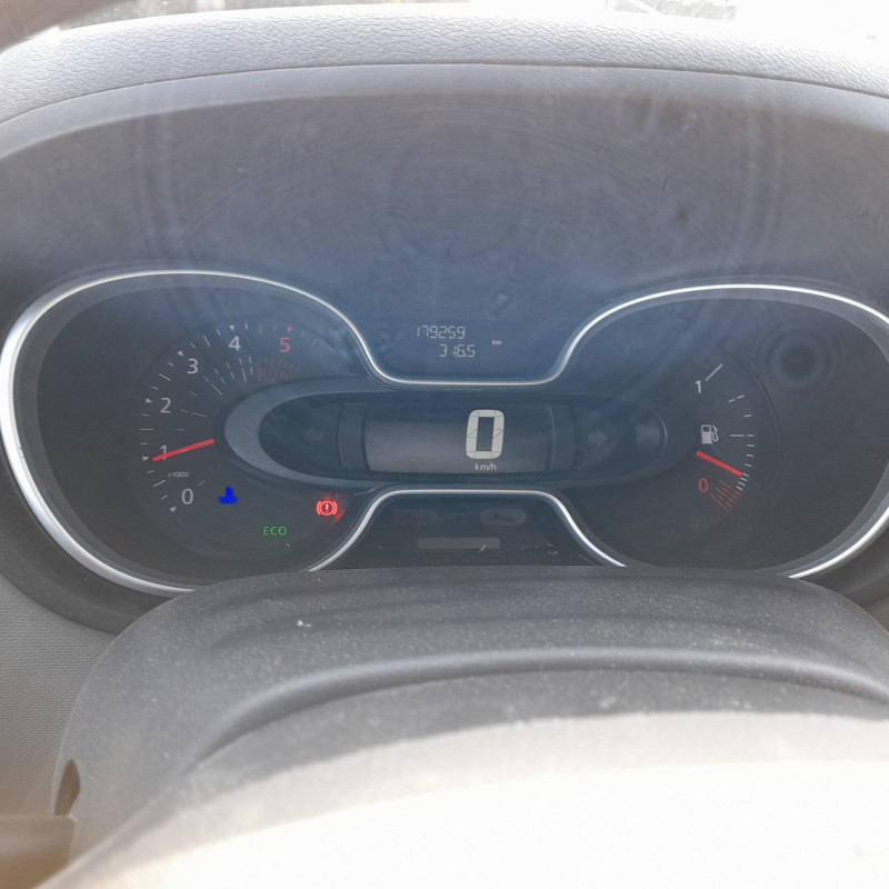 RENAULT TRAFIC 3 COURT PHASE 1 1.6 DCI - 16V TURBO Photo n°9