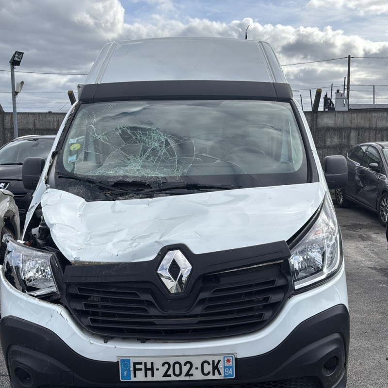 RENAULT TRAFIC 3 COURT PHASE 1 1.6 DCI - 16V TURBO Photo n°17