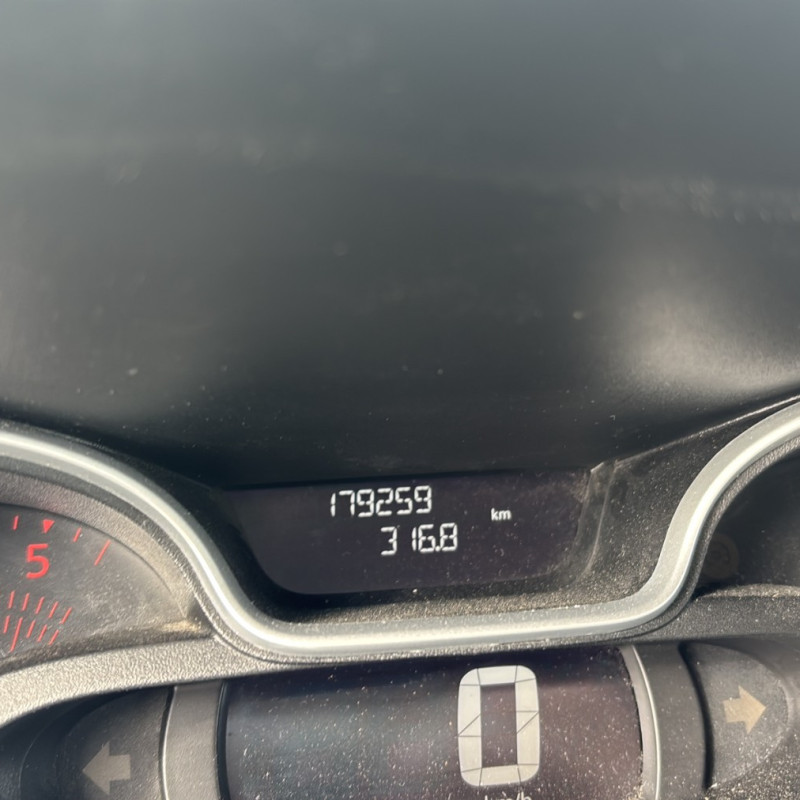 RENAULT TRAFIC 3 COURT PHASE 1 1.6 DCI - 16V TURBO Photo n°26