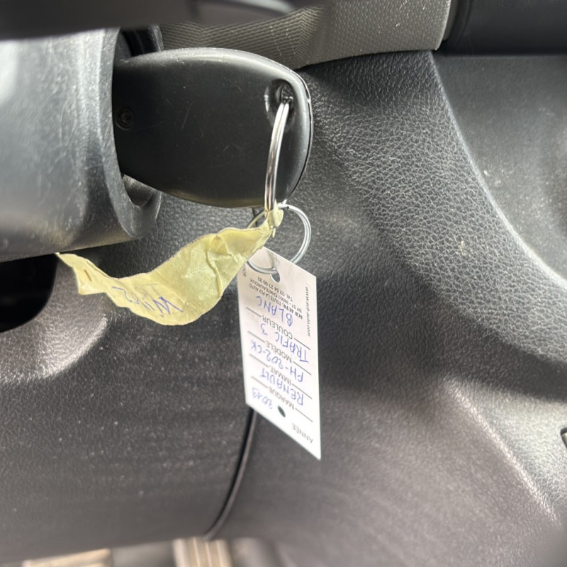 RENAULT TRAFIC 3 COURT PHASE 1 1.6 DCI - 16V TURBO Photo n°29