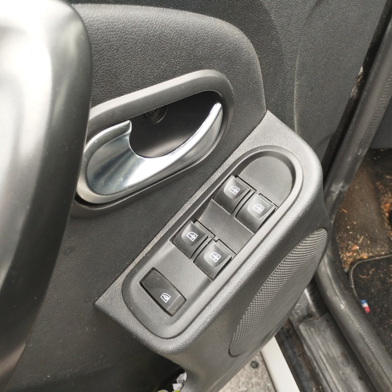 DACIA DUSTER 1 PHASE 2 1.5 DCI - 8V TURBO Photo n°11