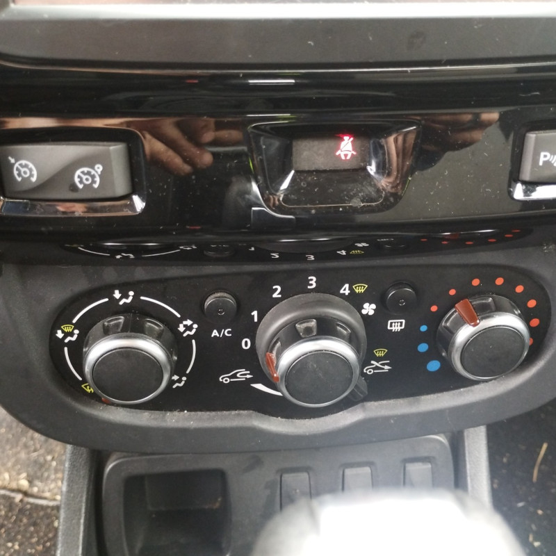 DACIA DUSTER 1 PHASE 2 1.5 DCI - 8V TURBO Photo n°17