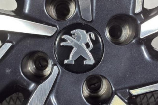 Jante PEUGEOT 208 2