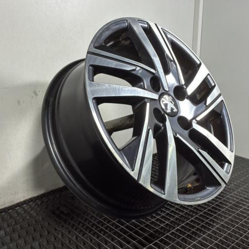 Jante PEUGEOT 208 2 Photo n°3