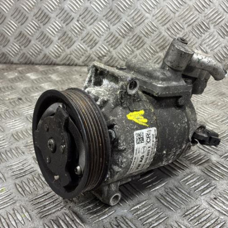 Compresseur clim AUDI A1 1 Photo n°1