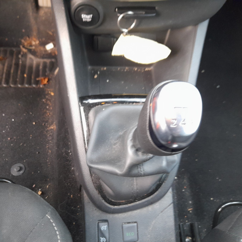 RENAULT CLIO 4 PHASE 2 1.5 DCI - 8V TURBO Photo n°8