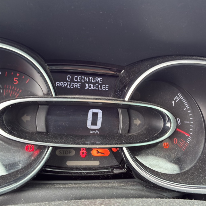 RENAULT CLIO 4 PHASE 2 1.5 DCI - 8V TURBO Photo n°27