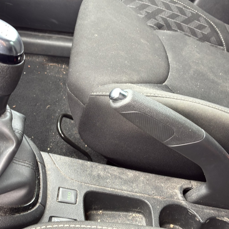 RENAULT CLIO 4 PHASE 2 1.5 DCI - 8V TURBO Photo n°31