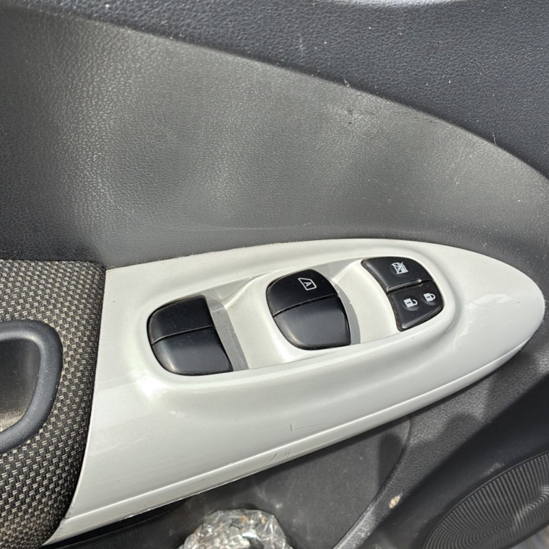 NISSAN JUKE 1 PHASE 2 1.2i - 16V TURBO DIG-T Photo n°12