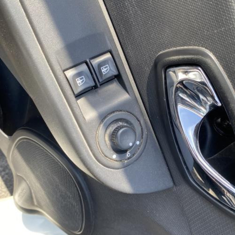 Moteur RENAULT CLIO 4 Photo n°15