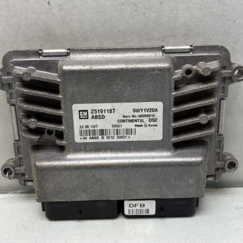 Calculateur moteur CHEVROLET SPARK Photo n°1